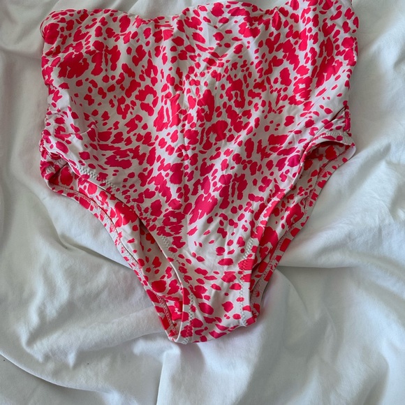 💫 HOST PICK 💫 GAP Maternity Swimsuit - 2 piece full coverage - Picture 12 of 13